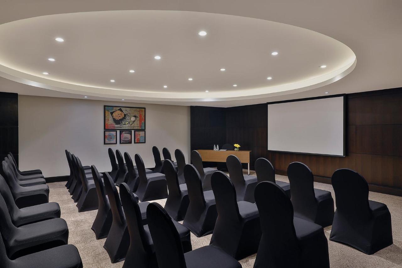 Voco - Riyadh, An Ihg Hotel - فندق فوكو الرياض, احدى فنادق مجموعة إنتركونتيننتال Exterior foto Meeting room