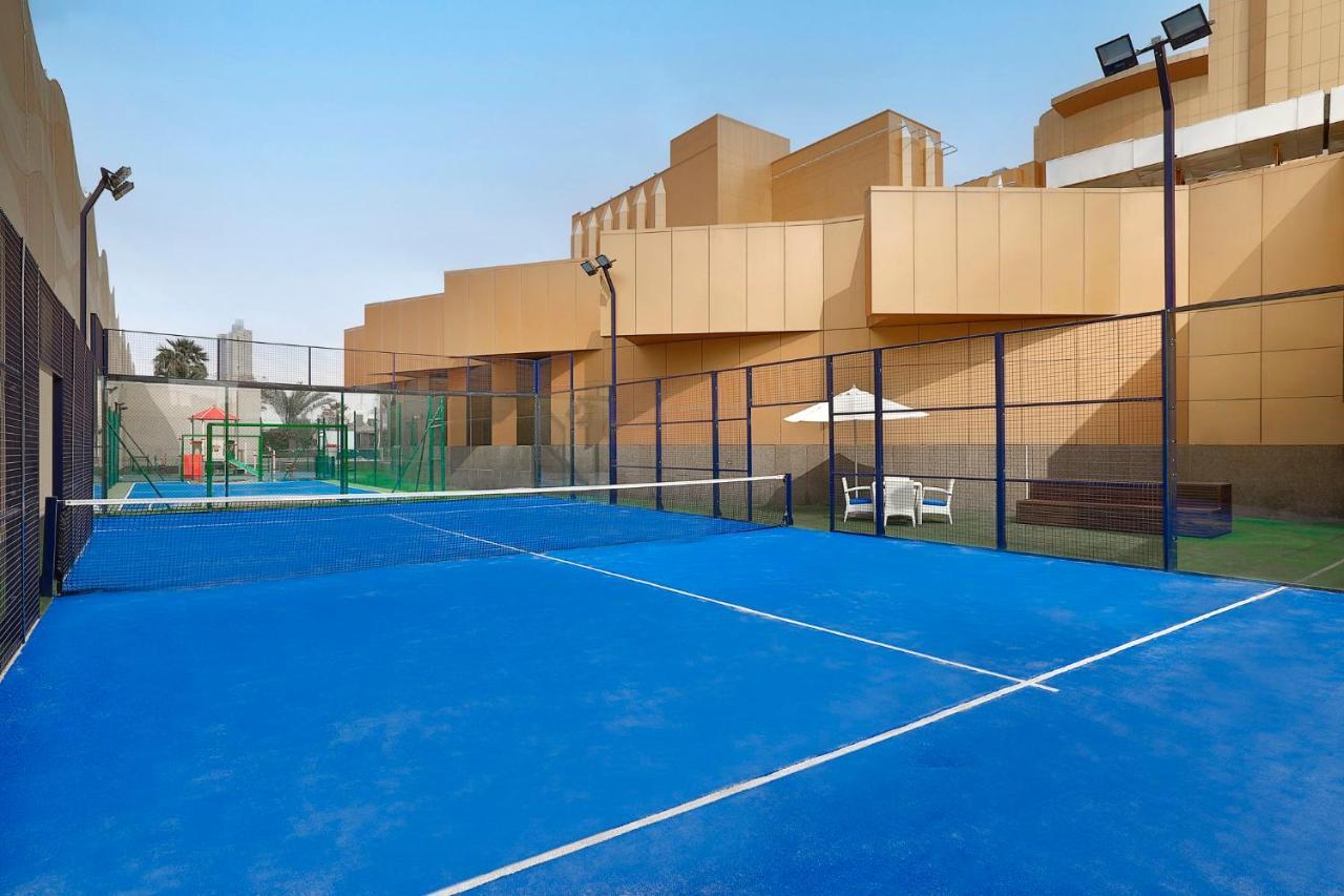 Voco - Riyadh, An Ihg Hotel - فندق فوكو الرياض, احدى فنادق مجموعة إنتركونتيننتال Exterior foto A paddle tennis court