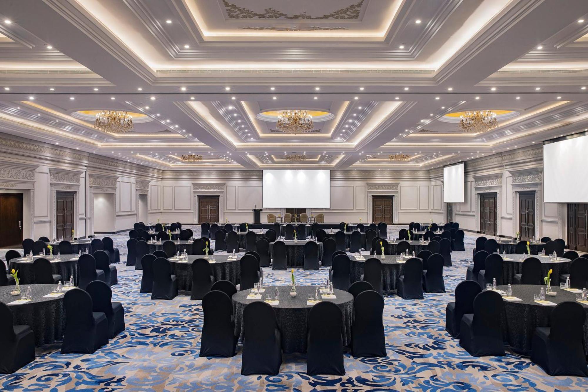 Voco - Riyadh, An Ihg Hotel - فندق فوكو الرياض, احدى فنادق مجموعة إنتركونتيننتال Exterior foto The Grand Ballroom