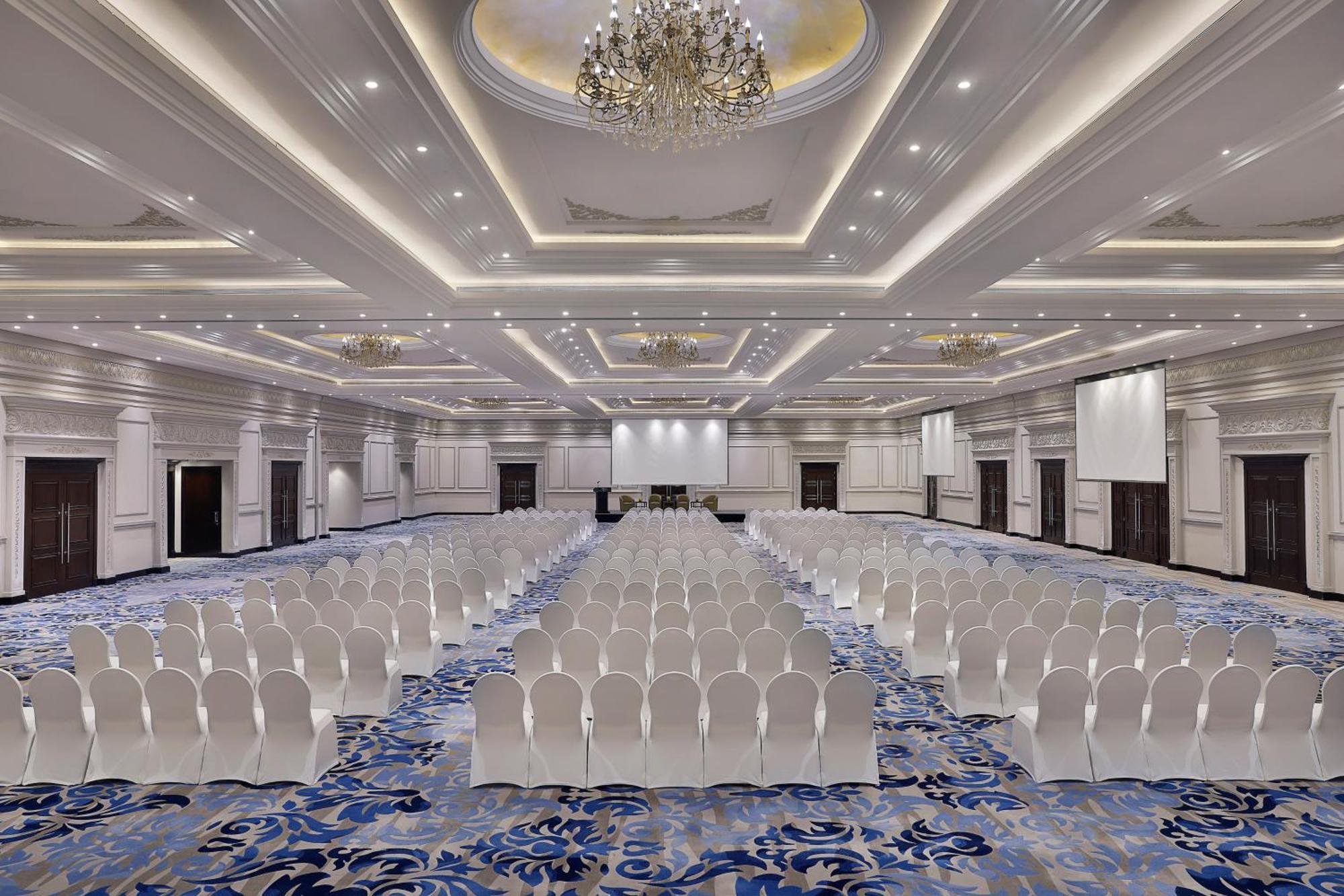 Voco - Riyadh, An Ihg Hotel - فندق فوكو الرياض, احدى فنادق مجموعة إنتركونتيننتال Exterior foto The Grand Ballroom