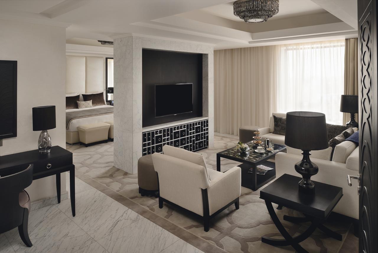 Voco - Riyadh, An Ihg Hotel - فندق فوكو الرياض, احدى فنادق مجموعة إنتركونتيننتال Exterior foto A suite at the Ritz-Carlton, DIFC